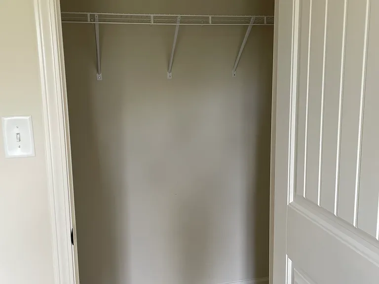 384 Johnson Dr — Photo 9