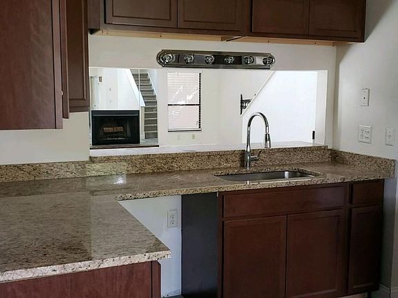 2nd image of 3806 NE 19th Street Cir