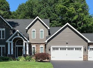 825 Houston Rd, Webster, NY 14580