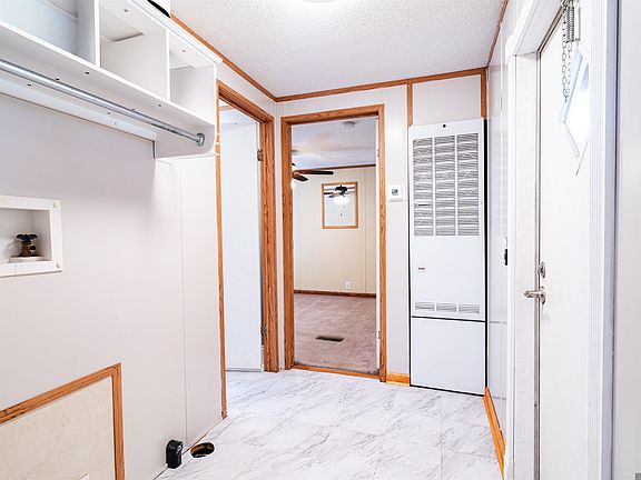 4th image of 4063 N Row Ave