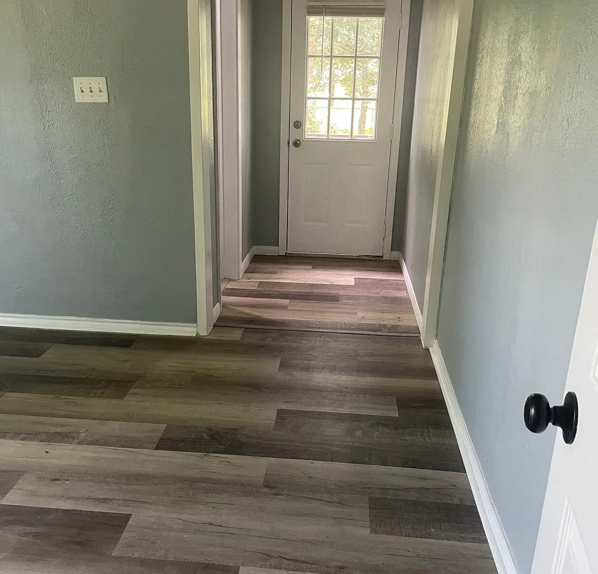 2 bed, 1020 sqft, $2,000 — Photo 2
