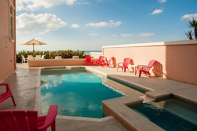 Private Heated Pool and Spa