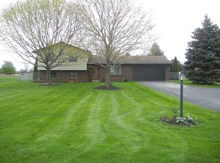 5897 Shawnee Rd, Sanborn, NY 14132