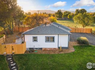 437 Clover Ln, Fort Collins, CO 80521
