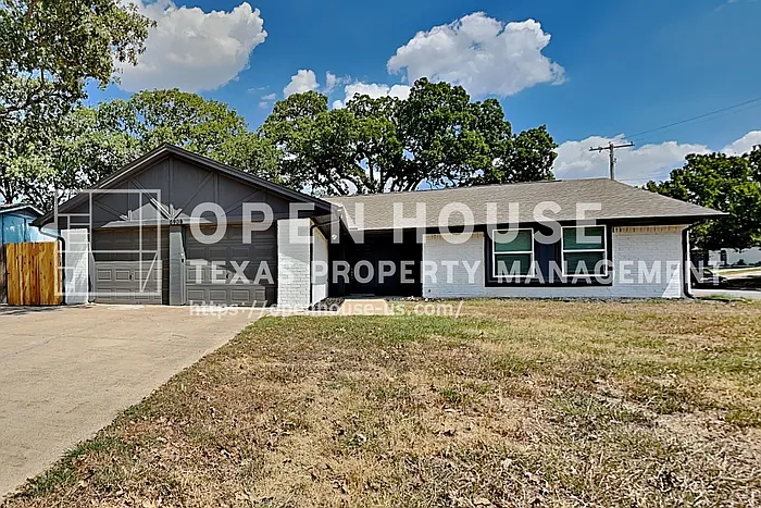 3 bed, 2.0 bath, 1606 sqft, $2,350 — Photo 1