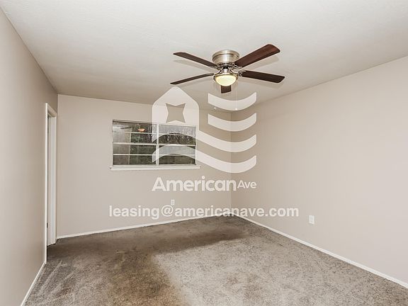 3rd image of 187 E Woodcrest Dr