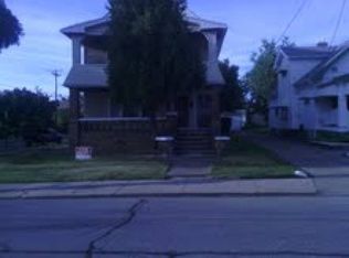 12001 Gay Ave, Cleveland, OH