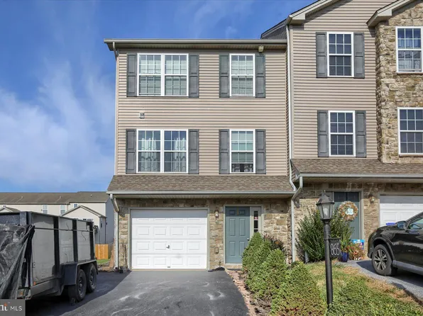 865 Rachel Dr, York, PA 17404