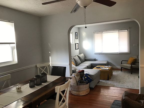 3rd image of 147 48th Pl NE
