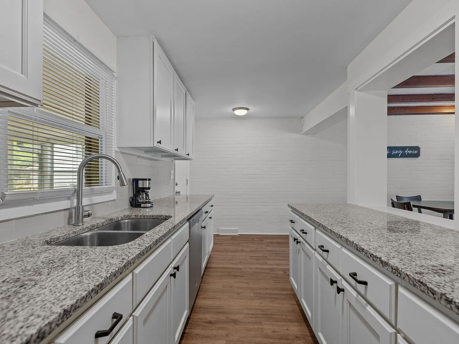 220 Fairson Avenue - 1 — Photo 4