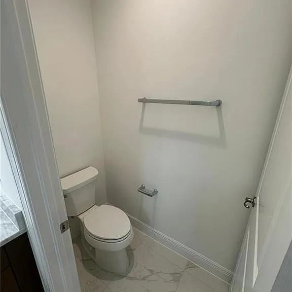 2167 Della Dr — Photo 7