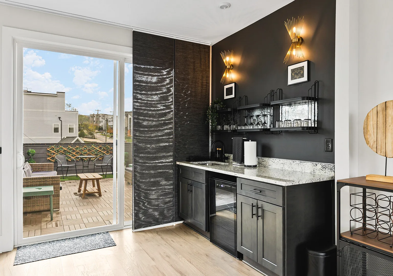 Modern Industrial Living — Photo 4