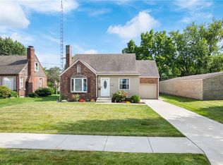 120 34th St NE, Canton, OH 44714