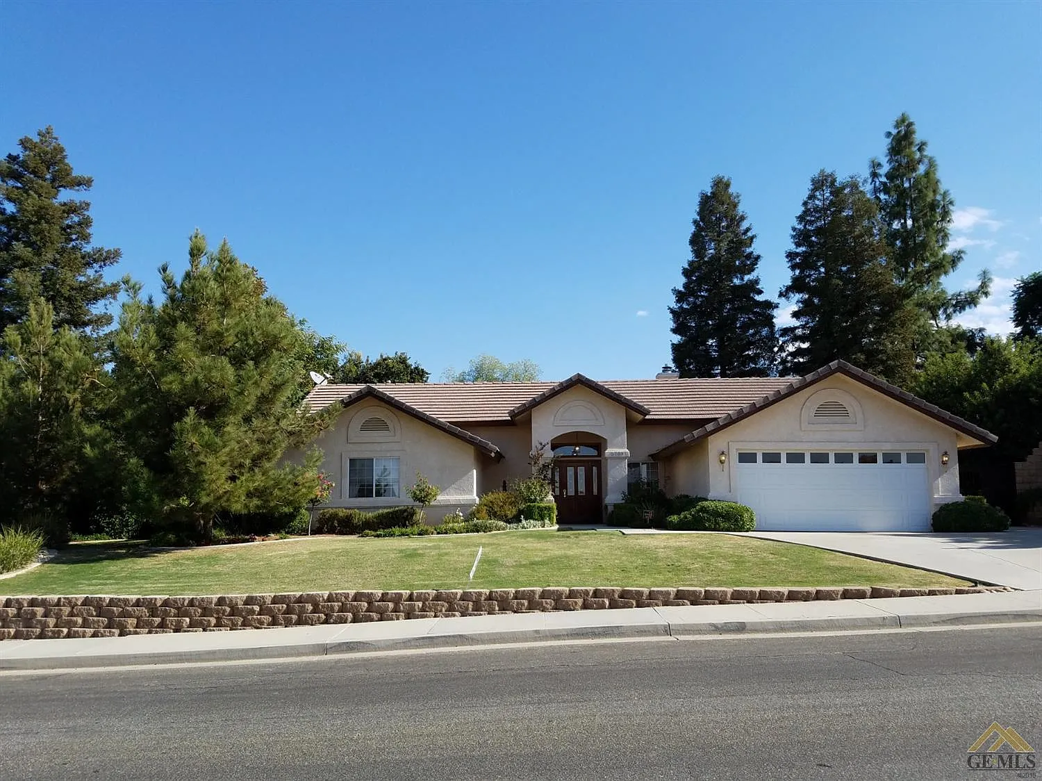5709 Valley St photo 1
