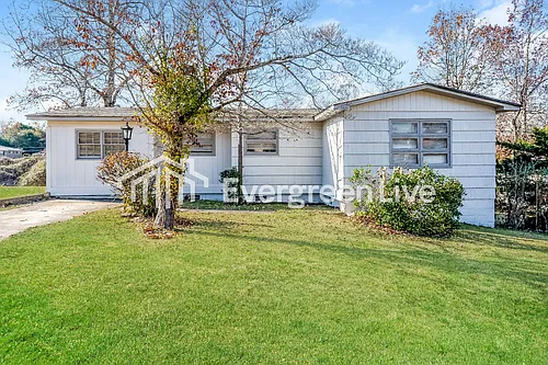 2708 7th St NE Photo 1
