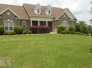 529 Arrowhead Dr, McDonough, GA 30252