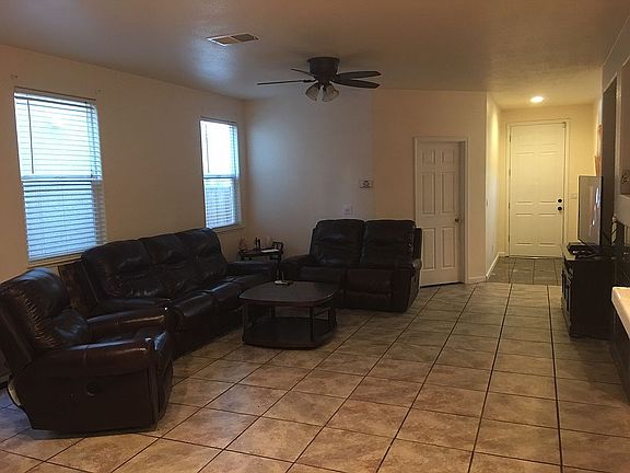 3rd image of 3216 Paumanok Way