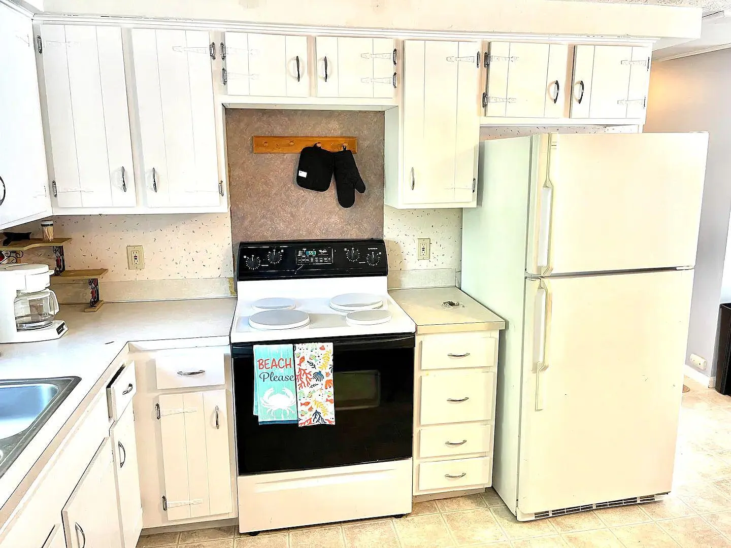 5 Goodwin Ave — Photo 2