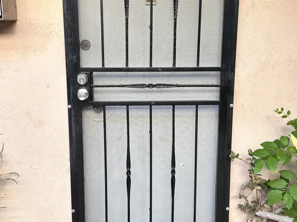 Casa Vanowen - 6, 13029 Vanowen St, North Hollywood, CA 91605