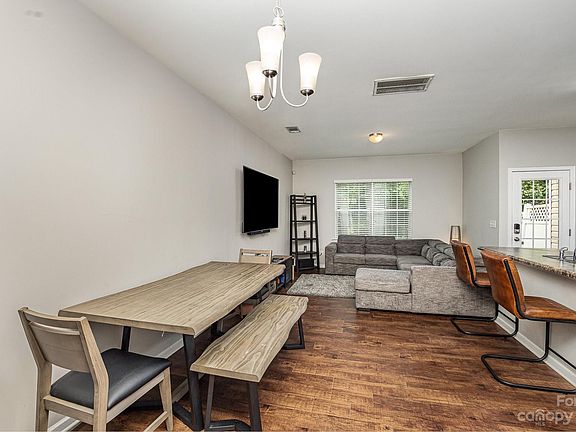 4th image of 9060 Bradstreet Commons Way