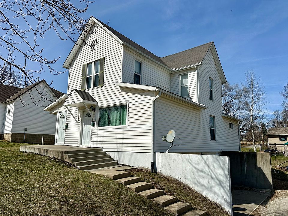 1st image of 409 E 6th St #1