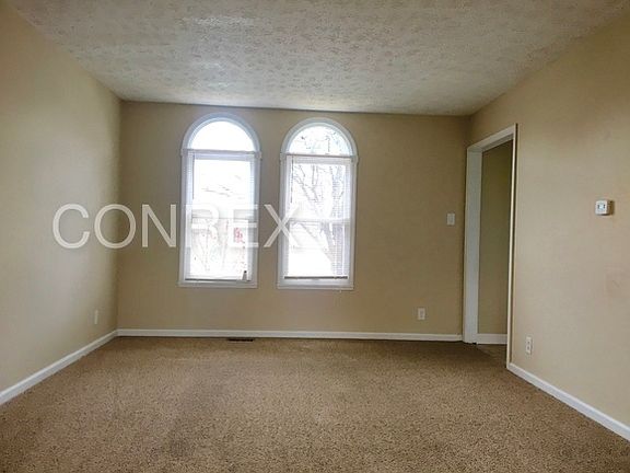 4th image of 7711 Cruyff Cir