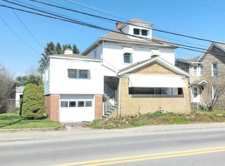 1090 Harrison Ave, Elkins, WV 26241