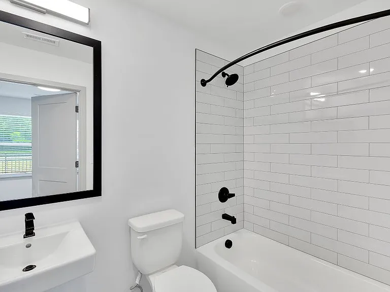 The Allyson Townhomes — Photo 16