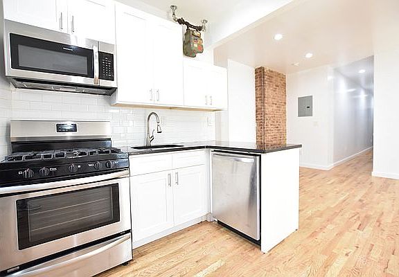 3rd image of 295 W 150th St APT 22