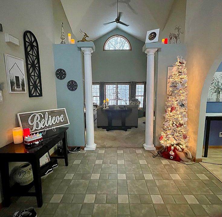 Formal Entry & Livingroom