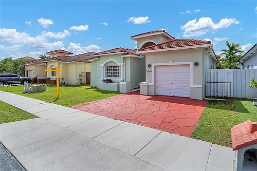 16266 SW 54th Ter Photo 1