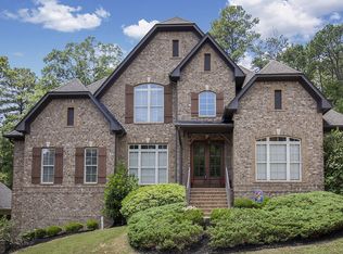 2412 Magnolia Cove Rd, Vestavia, AL 35243