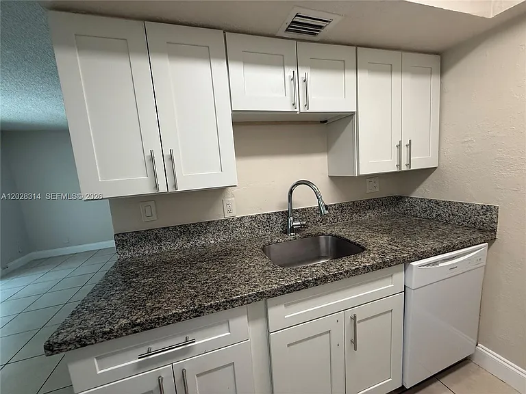 2216 NW 59th Way #63-A — Photo 2