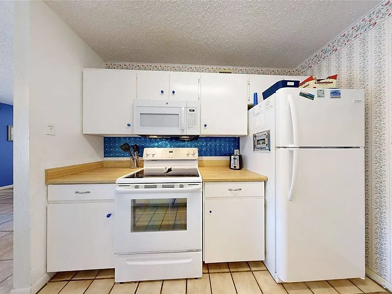 15005 Windward Dr #121 — Photo 15