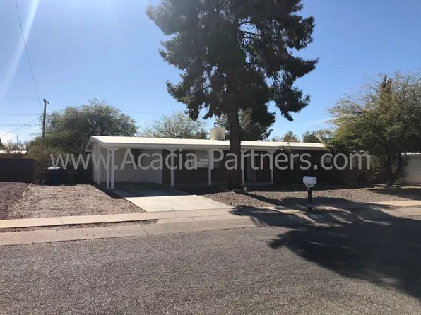 7426 E Princeton Dr, Tucson, AZ 85710