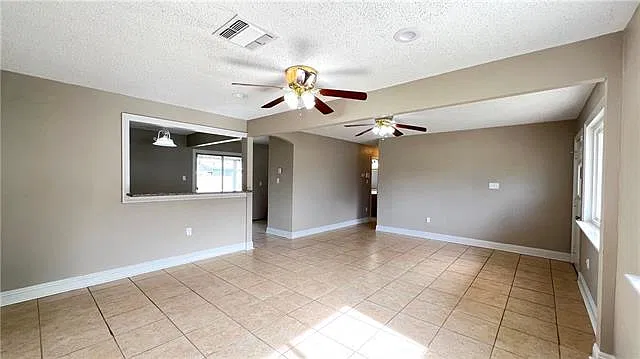 3 bed, 1.5 bath, 1135 sqft, $1,450 — Photo 4