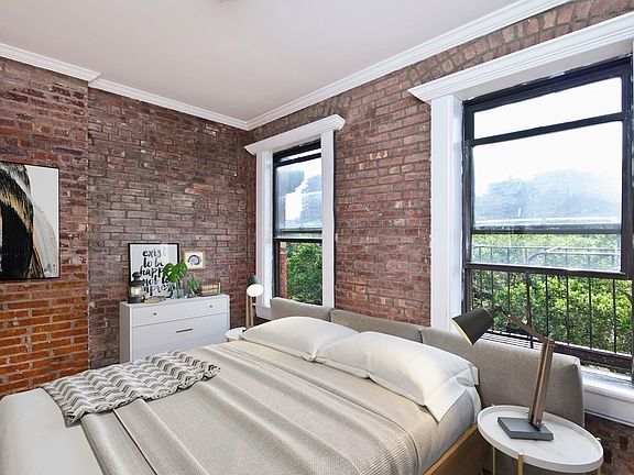2nd image of 13 Essex St APT 8