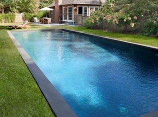 20 Menantic Rd, Shelter Island, NY 11964