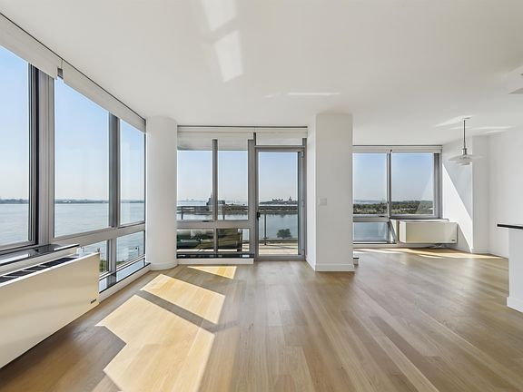 2nd image of 25 Hudson St APT 703