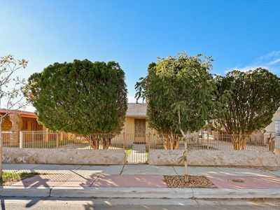 555 Dolan St, El Paso, TX, 79905