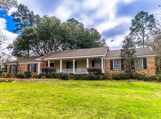 128 Mandalay Dr, Hattiesburg, MS 39402