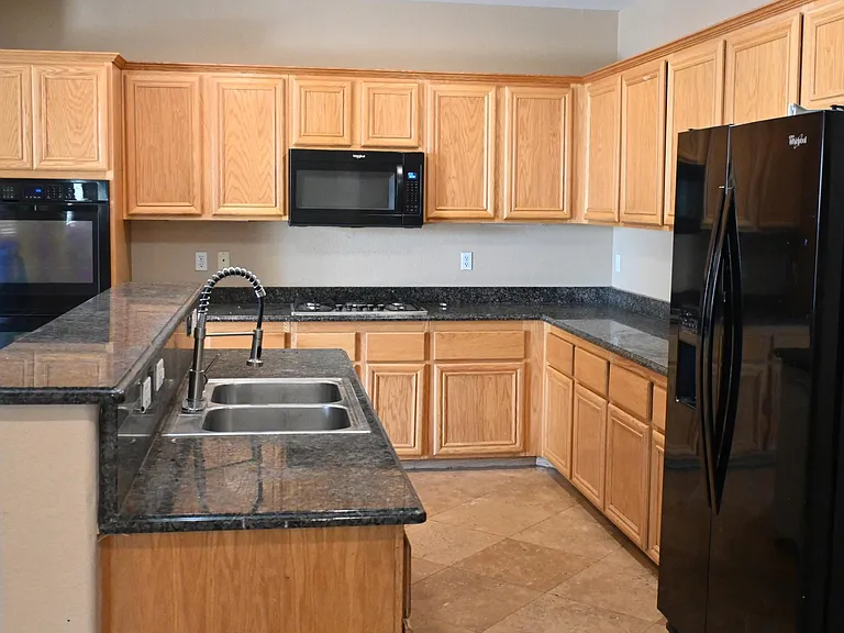 3025 Palladio Ave — Photo 5