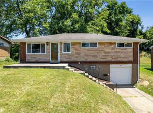 520 Sunnyfield Dr, Monroeville, PA