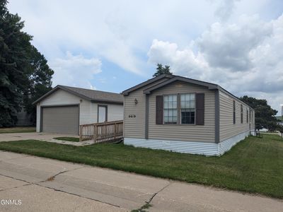 4419 Camden Loop, Bismarck, ND, 58503