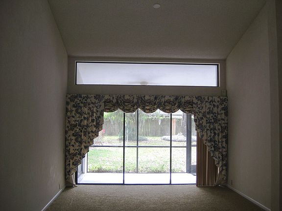 2nd image of 2617 Bridle Dr