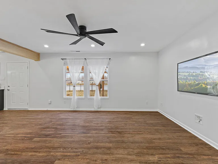 7752 Brandenburg Way — Photo 11