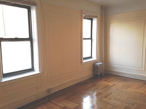 4th image of 5009 Broadway APT 107