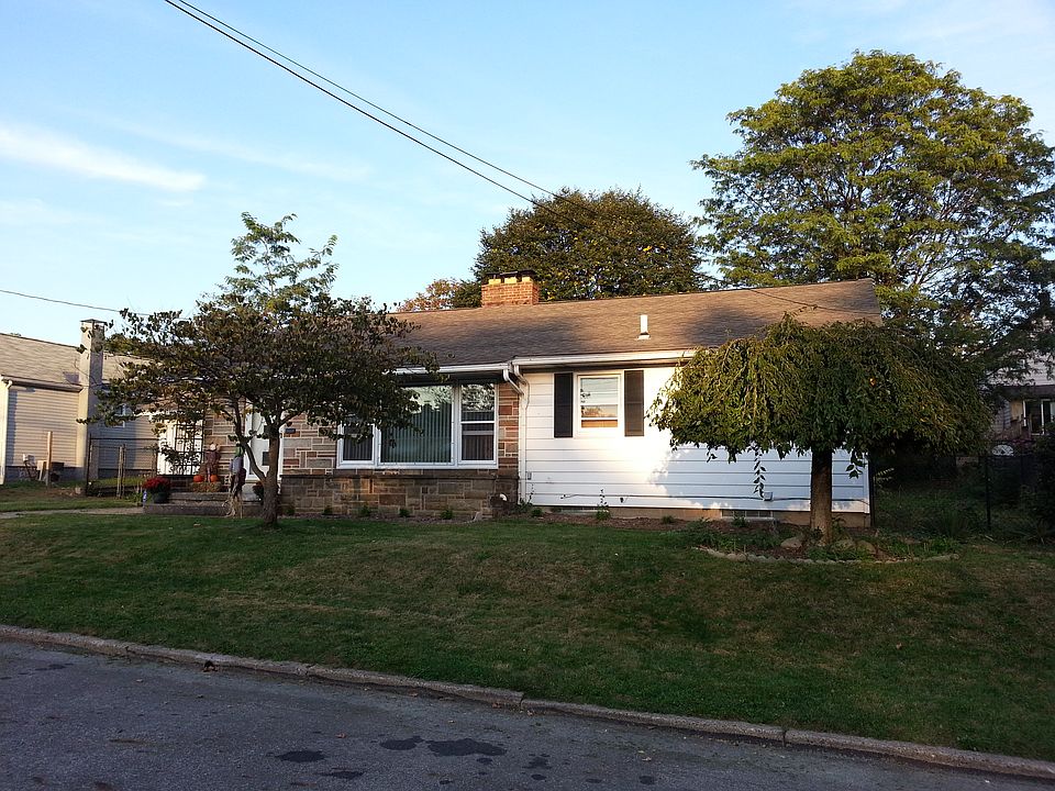 2nd image of 1901 19th St SW