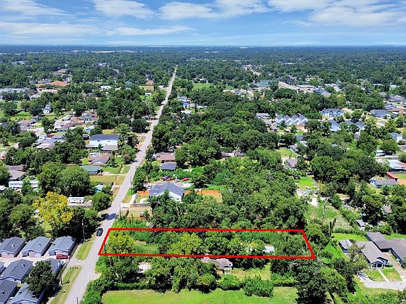 5th image of 8124 Lavender St
