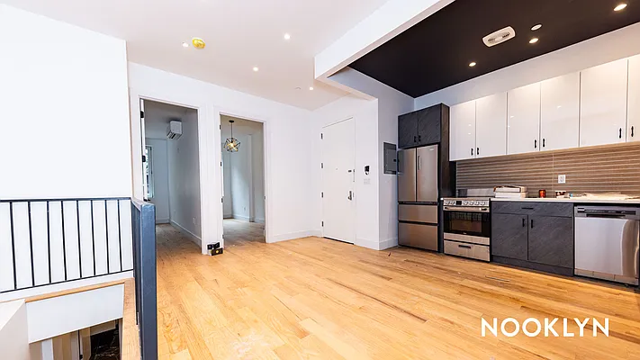 Rented by Nooklyn NYC LLC | media 20